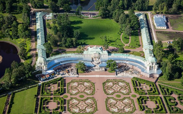 Oranienbaum ensemble with palace