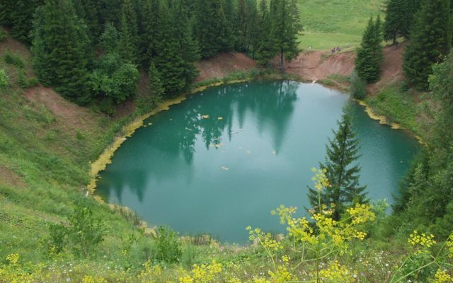Sea Eye Lake