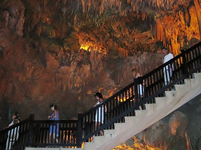 Damlataş Cave