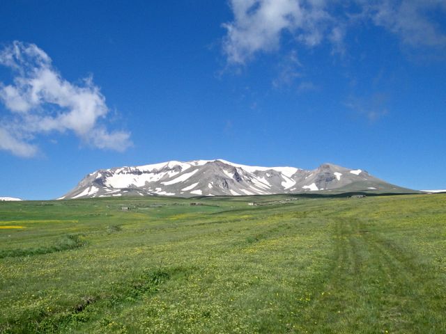 Spitaksar