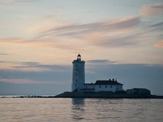 Tolbukhin Lighthouse on Tolbukhin Island