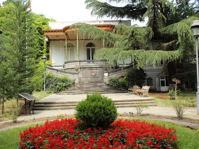 National Youth Palace