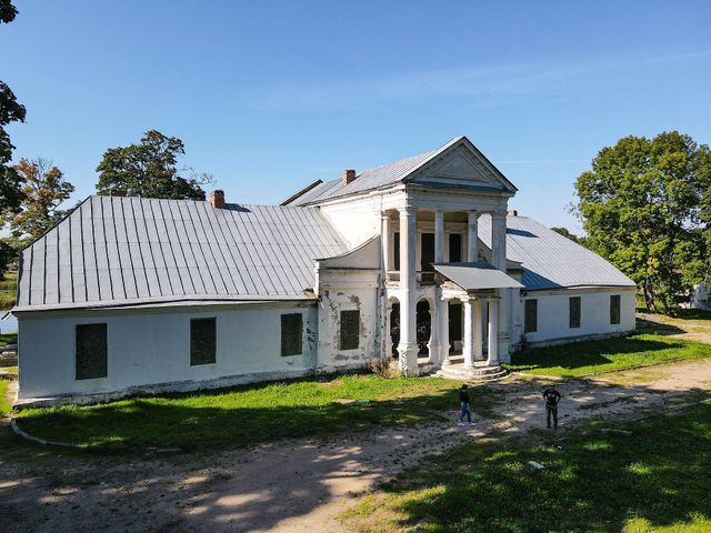 Čačot Estate in Padarosk