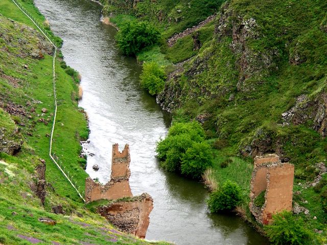 Silk Road Bridge, Ani
