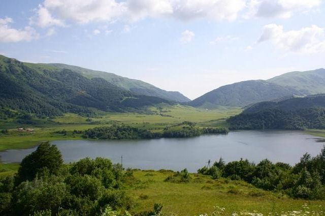 Ertso Lake