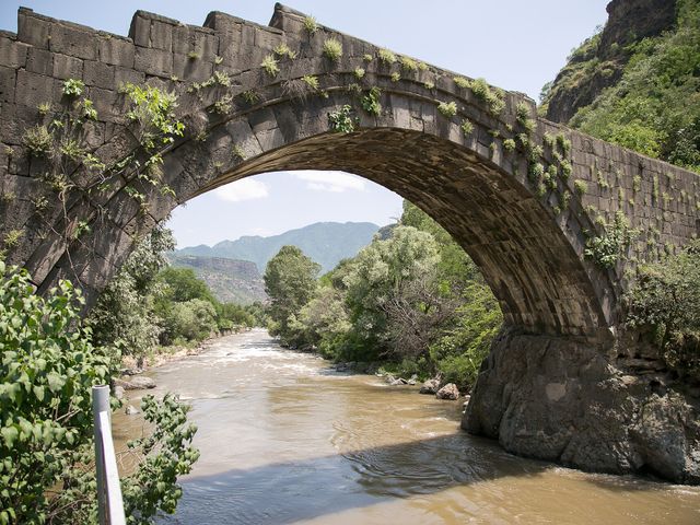 Sanahin Bridge