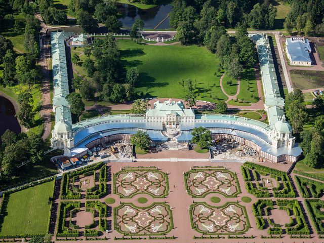 Oranienbaum ensemble with palace