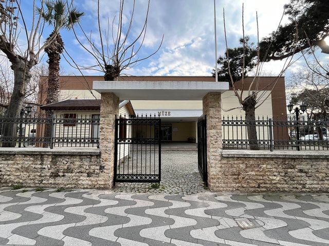 Akhisar Museum