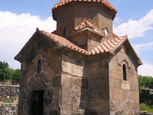 Karmravor Church