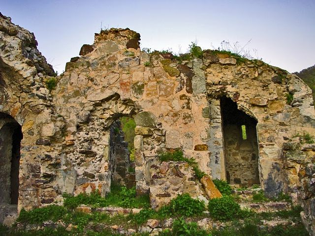 Andaberd (Monastery)