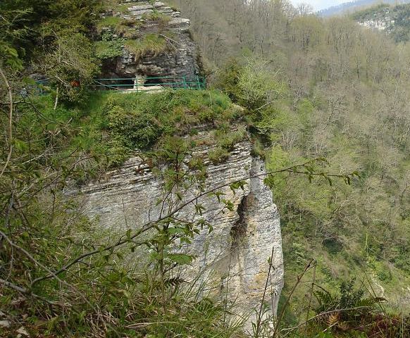 Akhshtyrskaya Cave