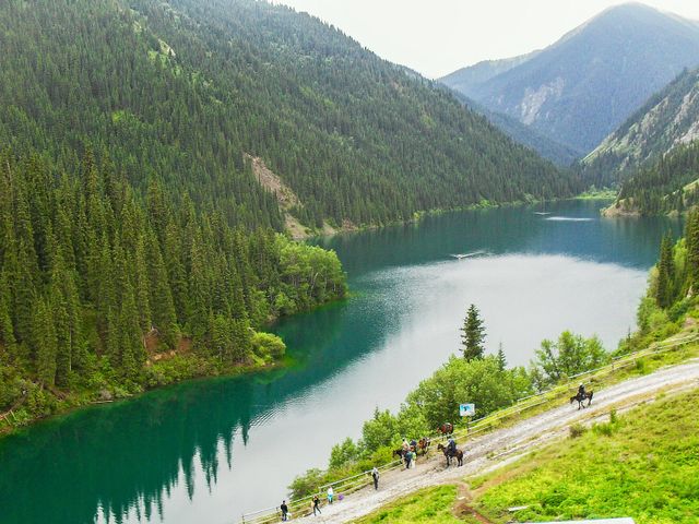 Kölsay Lakes National Park