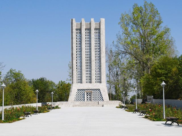 Vagif Mausoleum