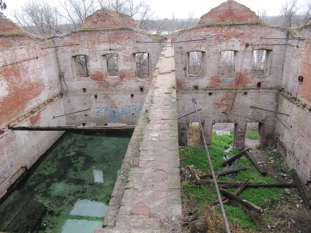 Paramonov Warehouses