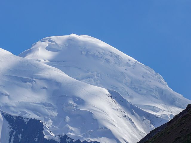 Semyonov peak