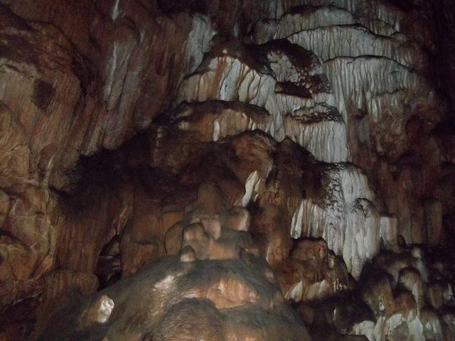Skelska Cave