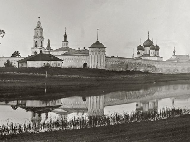 Troitsky Makariev Monastery