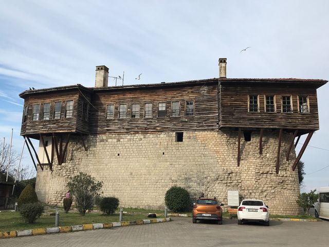 Bolaman Castle