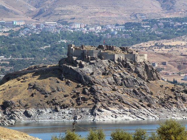 Pertek Castle
