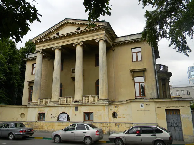 Kamenskaya Mansion