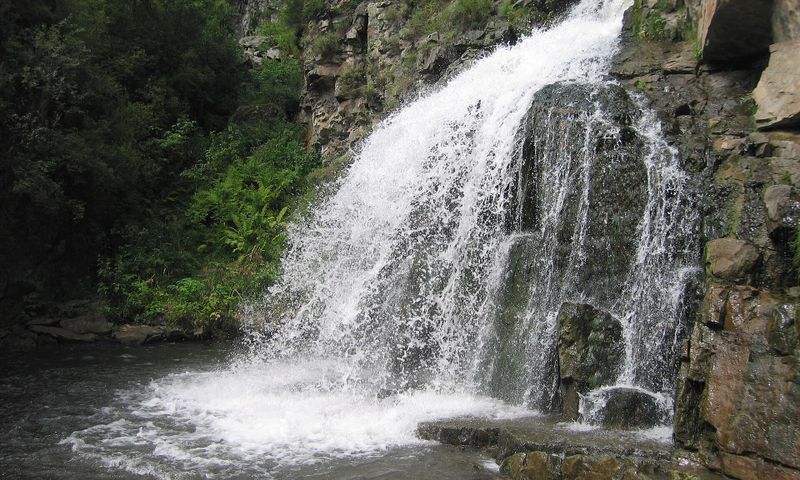 Kamyshlinsky Waterfall