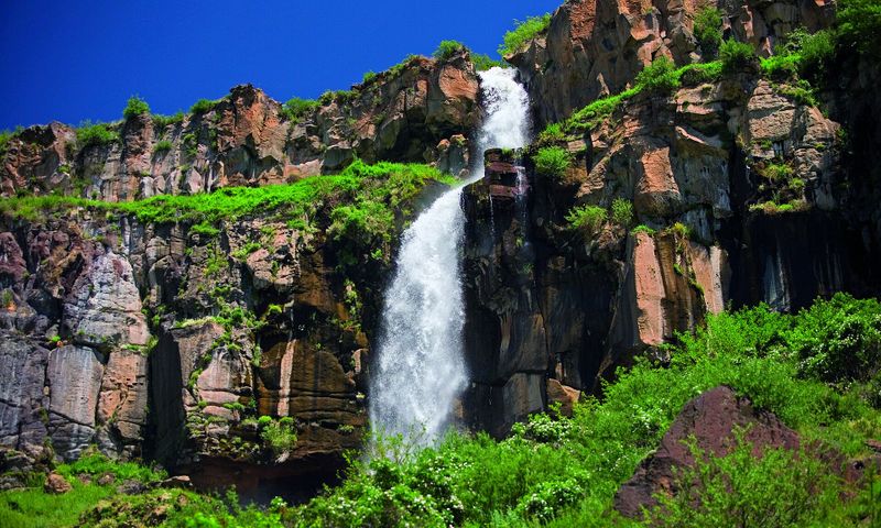 Kasakh Waterfall