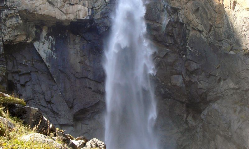 Barskoon waterfall