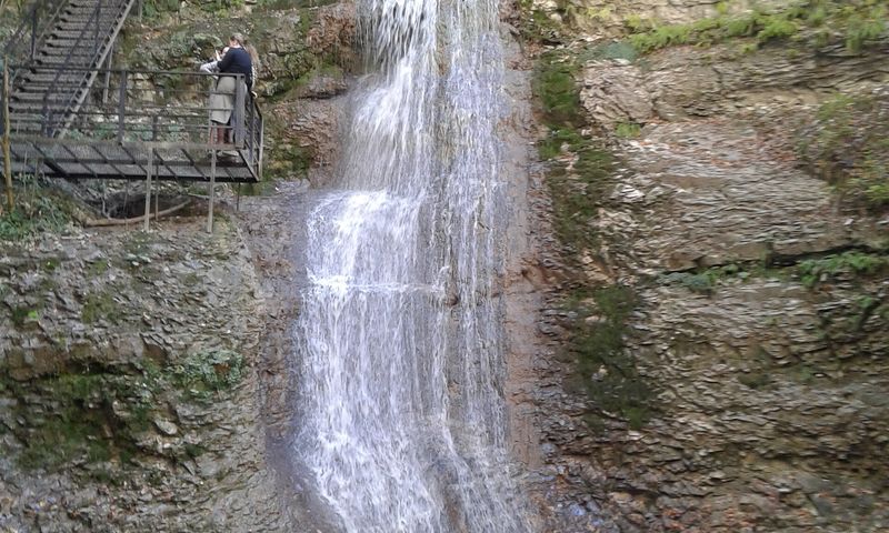 Nikhaloy waterfalls